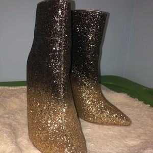 Black and gold point booties